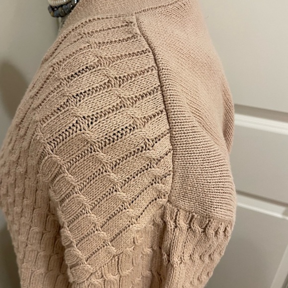 Large Anne Klein Tan, Brown, Beige Cardigan Sweater with Jeweled Butto… - Picture 5 of 12